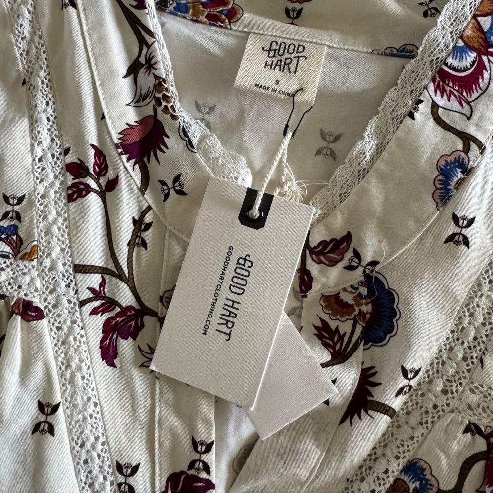 Elegant Floral Women's Blouse - Picture 11 of 12